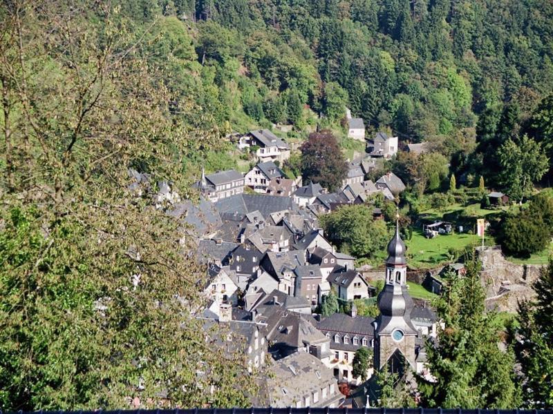 Zur Altstadt Monschau Dış mekan fotoğraf
